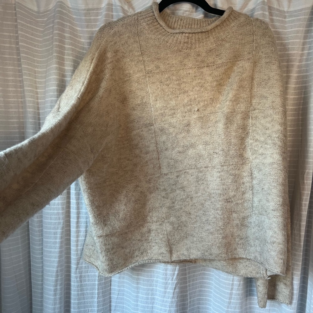 Check print cream sweater from boutique